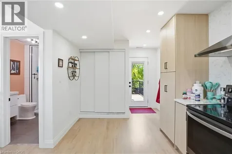 198 Dundurn Street South Hamilton ON L8P 4K3