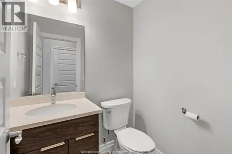 728 Brownstone Lakeshore ON N9K 0C4