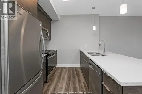 728 Brownstone Lakeshore ON N9K 0C4