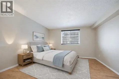 3936 Wyandotte Street East Windsor ON N8Y 4V1