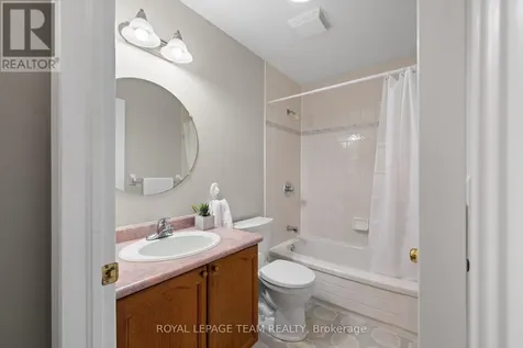 56 Coulson Court Ottawa ON K2K 2X9
