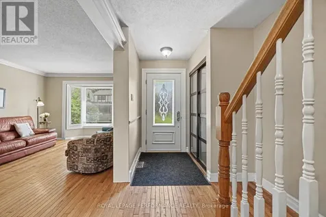 1163 Sauterne Park Ottawa ON K1C 2H3