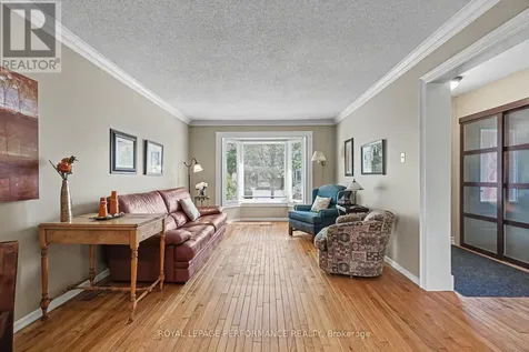 1163 Sauterne Park Ottawa ON K1C 2H3