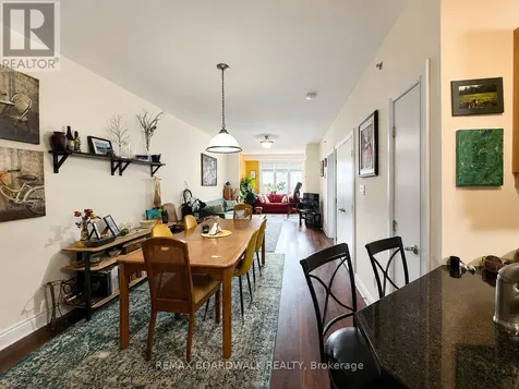 323 Winona Avenue Ottawa ON K1Z 5H3