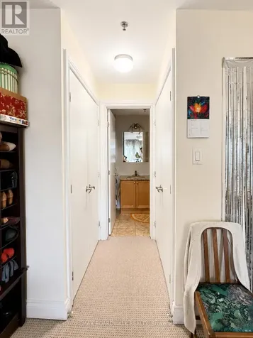 323 Winona Avenue Ottawa ON K1Z 5H3