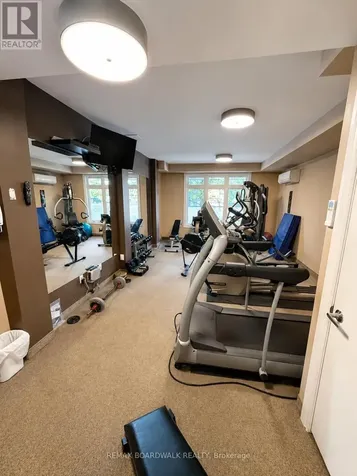 323 Winona Avenue Ottawa ON K1Z 5H3