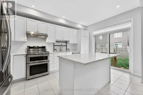 87 Coco Place Ottawa ON K2T 0R2