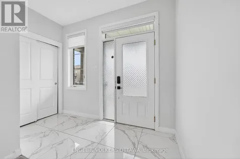 87 Coco Place Ottawa ON K2T 0R2