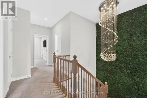 87 Coco Place Ottawa ON K2T 0R2