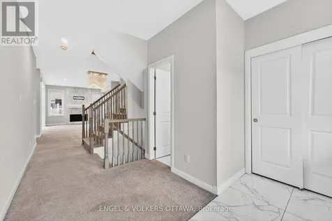 87 Coco Place Ottawa ON K2T 0R2
