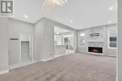 87 Coco Place Ottawa ON K2T 0R2