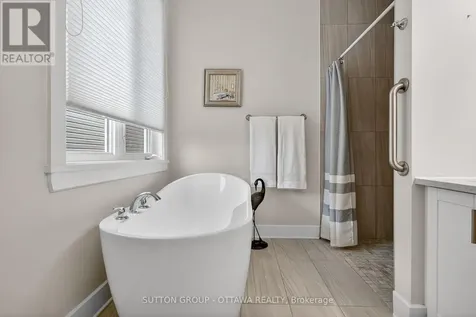 105 Dunlop Road Carleton Place ON K7C 0R8