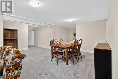105 Dunlop Road Carleton Place ON K7C 0R8