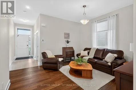 105 Dunlop Road Carleton Place ON K7C 0R8