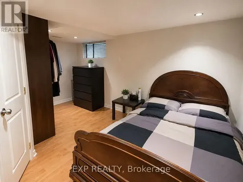 12 Somerset Street West Ottawa ON K2P 0H4