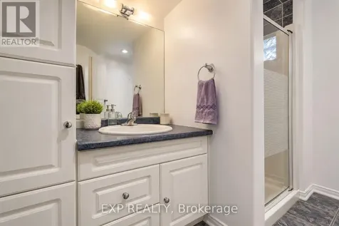 12 Somerset Street West Ottawa ON K2P 0H4