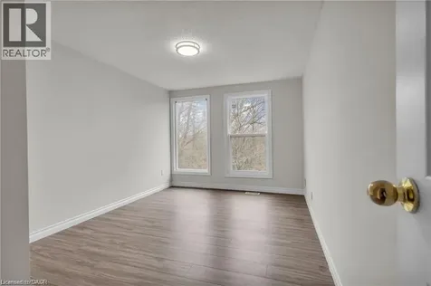 22 Blackhorne Crescent Kitchener ON N2E 1T1
