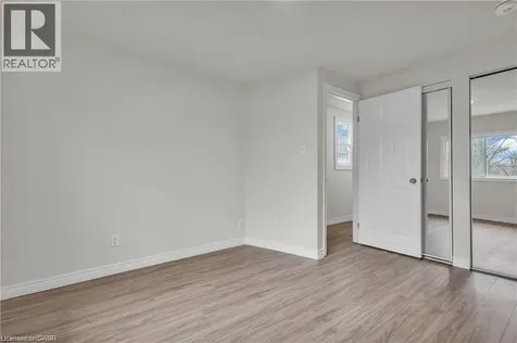 22 Blackhorne Crescent Kitchener ON N2E 1T1