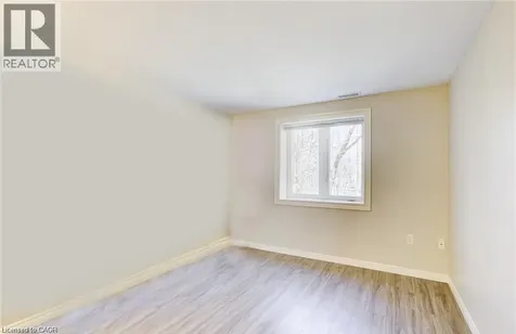 22 Blackhorne Crescent Kitchener ON N2E 1T1