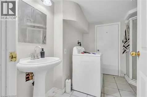 22 Blackhorne Crescent Kitchener ON N2E 1T1