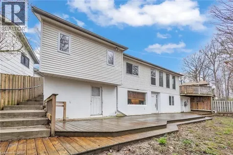 22 Blackhorne Crescent Kitchener ON N2E 1T1