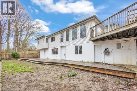 22 Blackhorne Crescent Kitchener ON N2E 1T1
