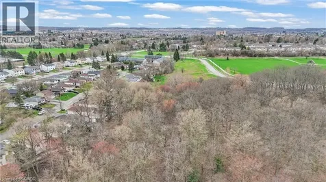 22 Blackhorne Crescent Kitchener ON N2E 1T1