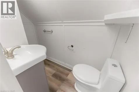 199 Balmoral Avenue North Hamilton ON L8L 7S1