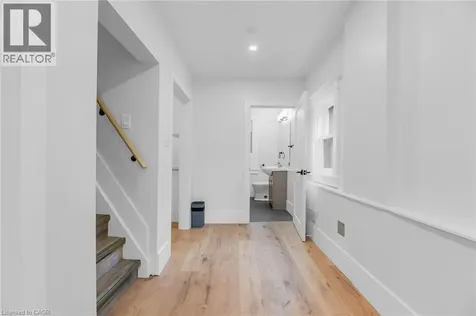 199 Balmoral Avenue North Hamilton ON L8L 7S1
