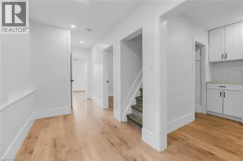 199 Balmoral Avenue North Hamilton ON L8L 7S1