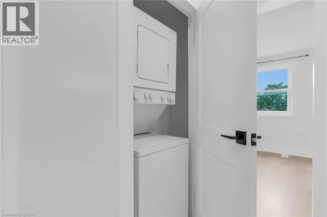 199 Balmoral Avenue North Hamilton ON L8L 7S1