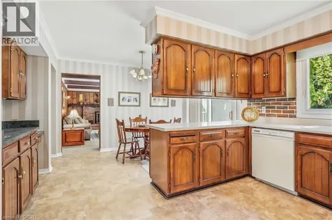 39 Maureen Avenue Ancaster ON L9G 3L7