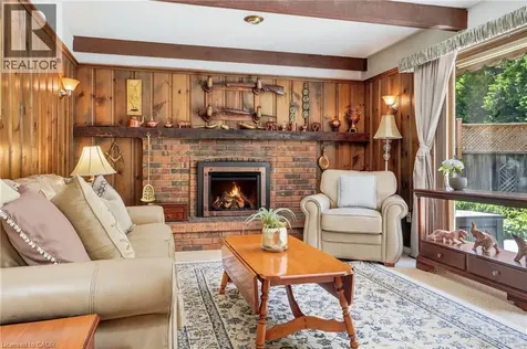 39 Maureen Avenue Ancaster ON L9G 3L7