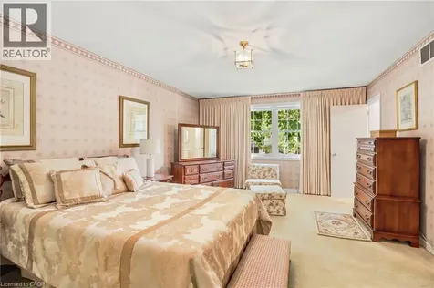 39 Maureen Avenue Ancaster ON L9G 3L7