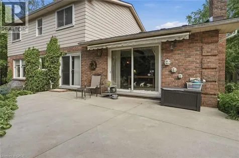 39 Maureen Avenue Ancaster ON L9G 3L7