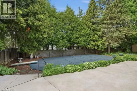 39 Maureen Avenue Ancaster ON L9G 3L7