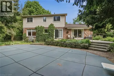 39 Maureen Avenue Ancaster ON L9G 3L7