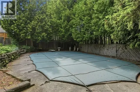 39 Maureen Avenue Ancaster ON L9G 3L7