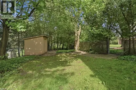 39 Maureen Avenue Ancaster ON L9G 3L7