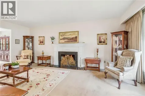 39 Maureen Avenue Ancaster ON L9G 3L7