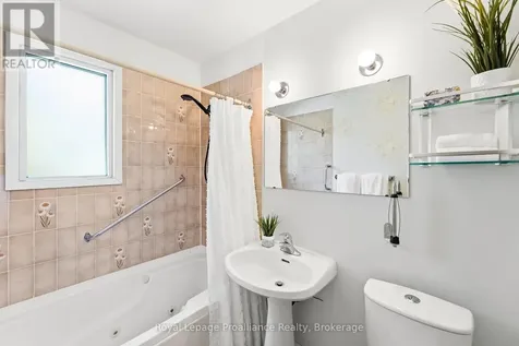 29 Bramley Street South Port Hope ON L1A 3J9