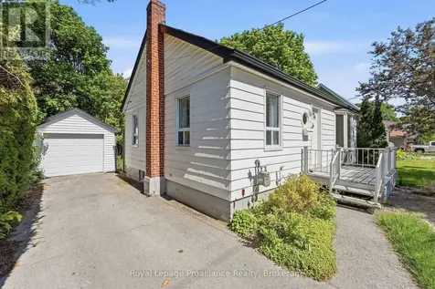 29 Bramley Street South Port Hope ON L1A 3J9