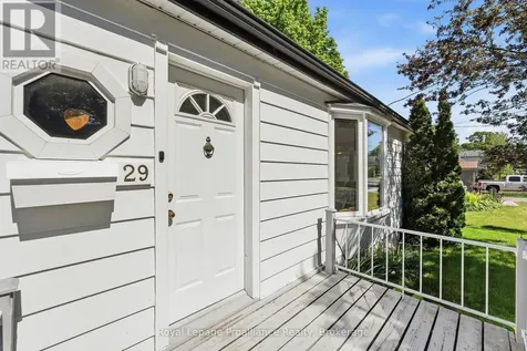 29 Bramley Street South Port Hope ON L1A 3J9