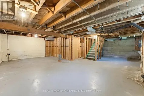 30 Lincoln Avenue Brantford ON N3T 4S4
