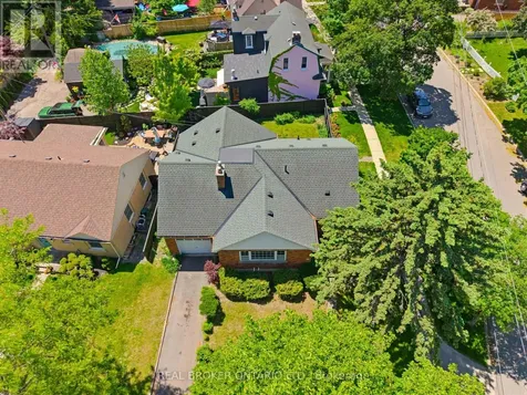 30 Lincoln Avenue Brantford ON N3T 4S4
