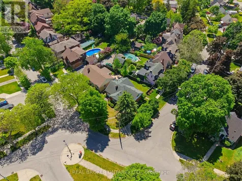 30 Lincoln Avenue Brantford ON N3T 4S4