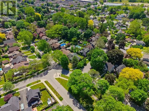 30 Lincoln Avenue Brantford ON N3T 4S4