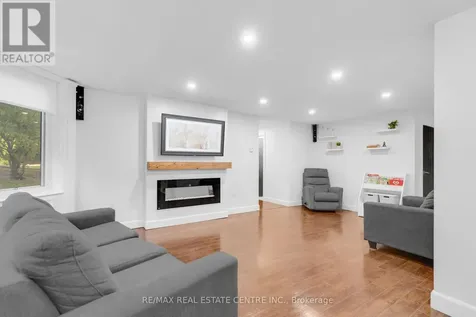 35 Green Valley Drive Kitchener ON N2P 2A5