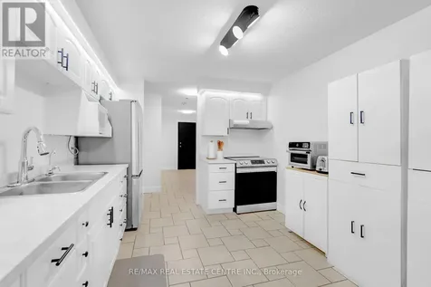 35 Green Valley Drive Kitchener ON N2P 2A5