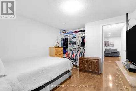 35 Green Valley Drive Kitchener ON N2P 2A5